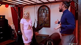 Die Überraschung Der Blonden Stieftochter Zum Geburtstag Ihres Stiefvaters Führt Zu Einer Wilden Sex-Session